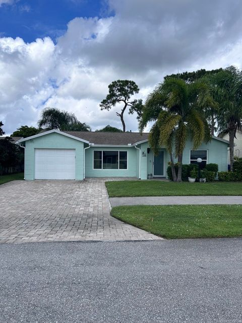 A home in Lake Worth