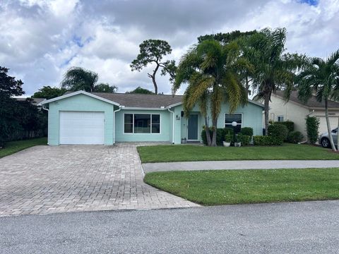 A home in Lake Worth