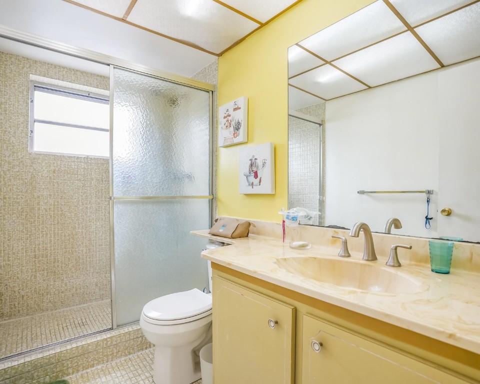 Lauderdale Oaks - Residential