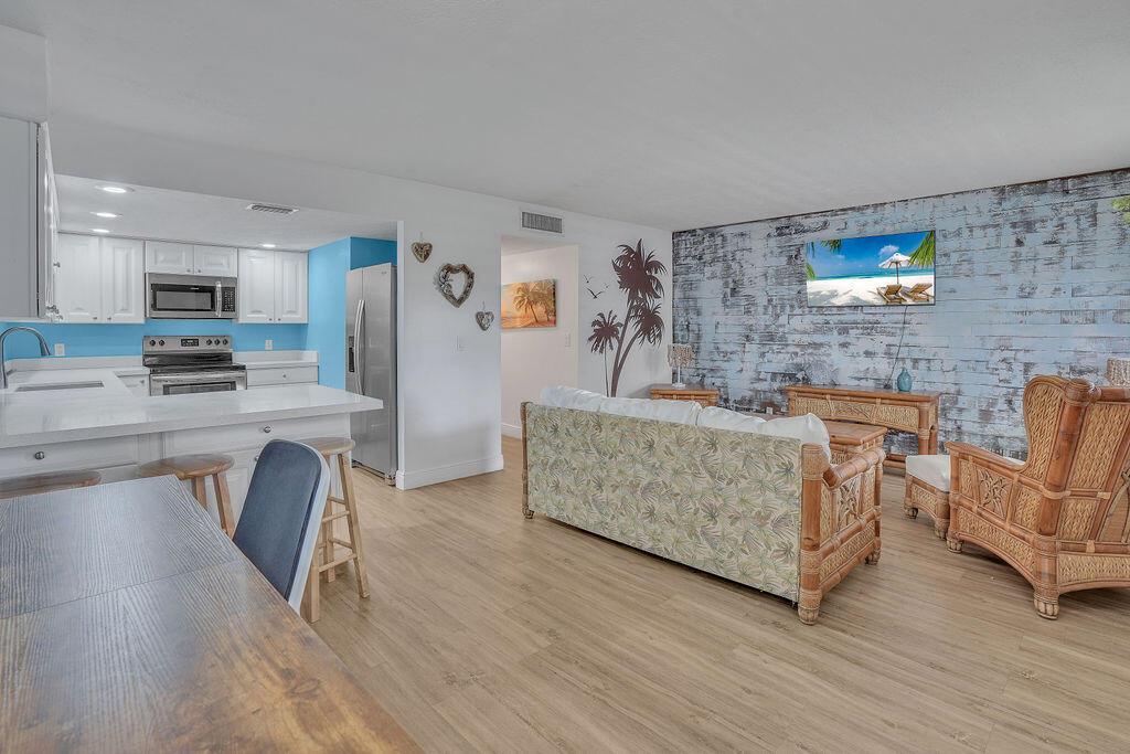 BOARDWALK CONDOMINIUM - Residential