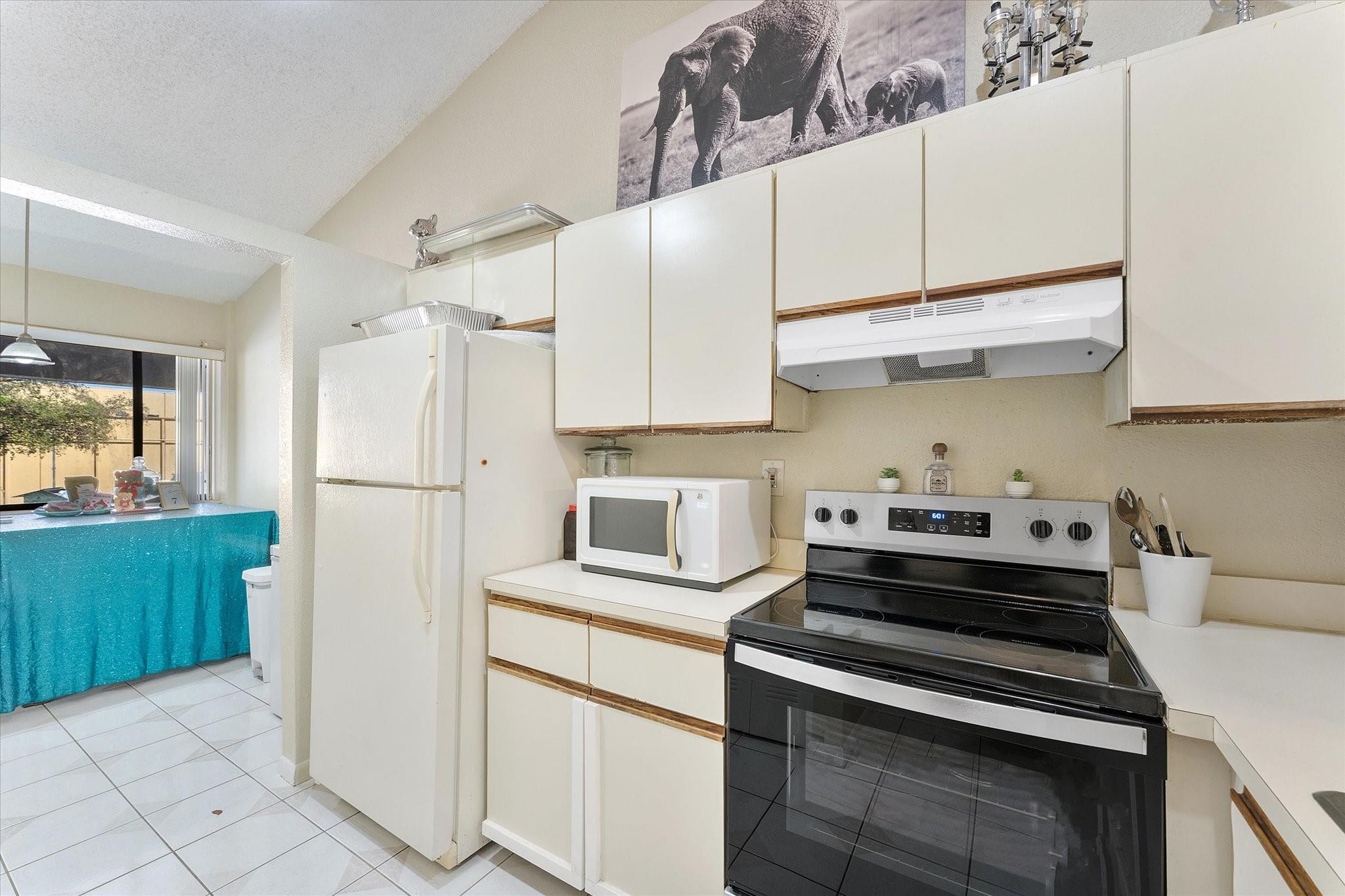 MIRA LAGO - Residential