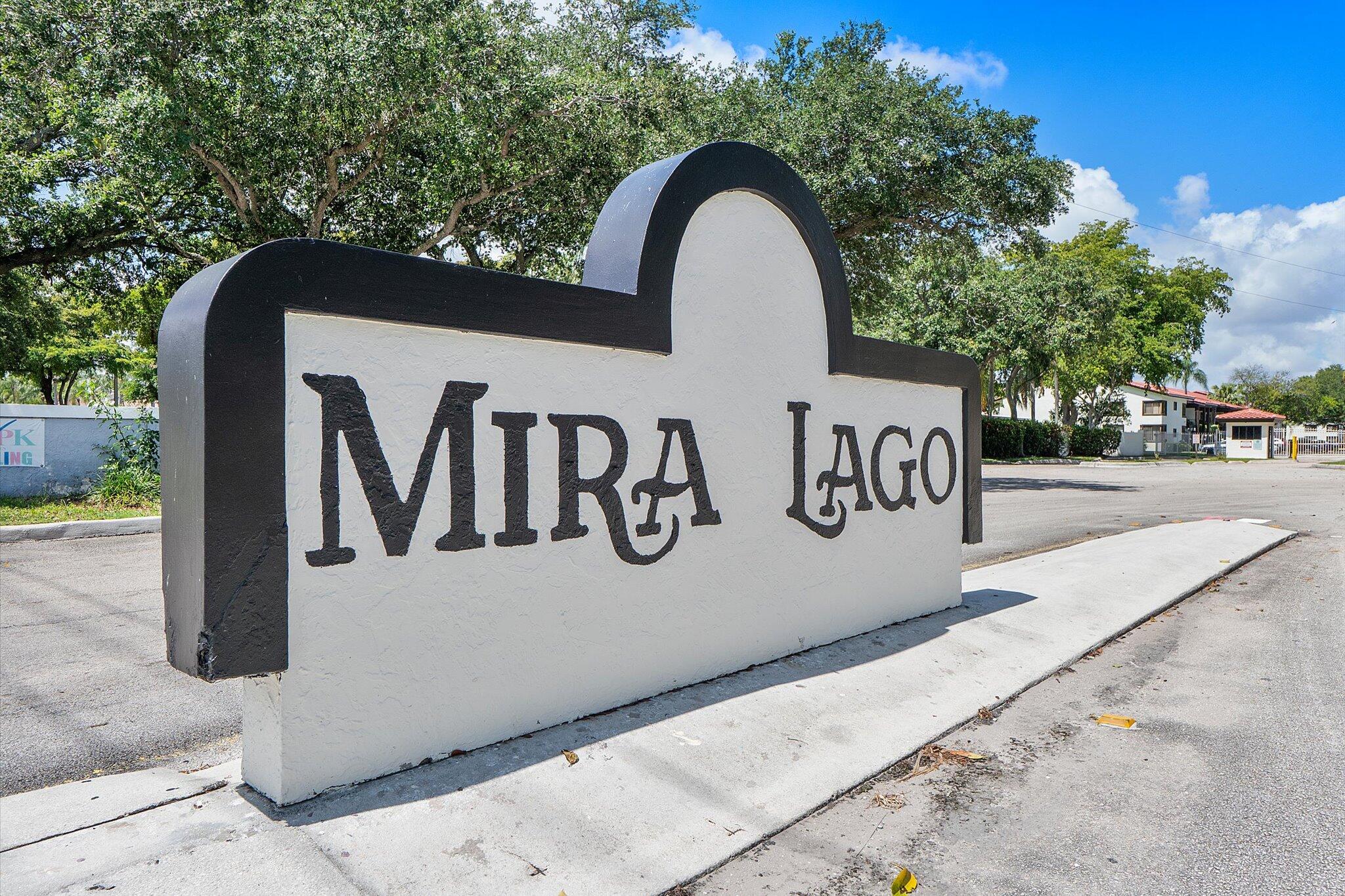 MIRA LAGO - Residential