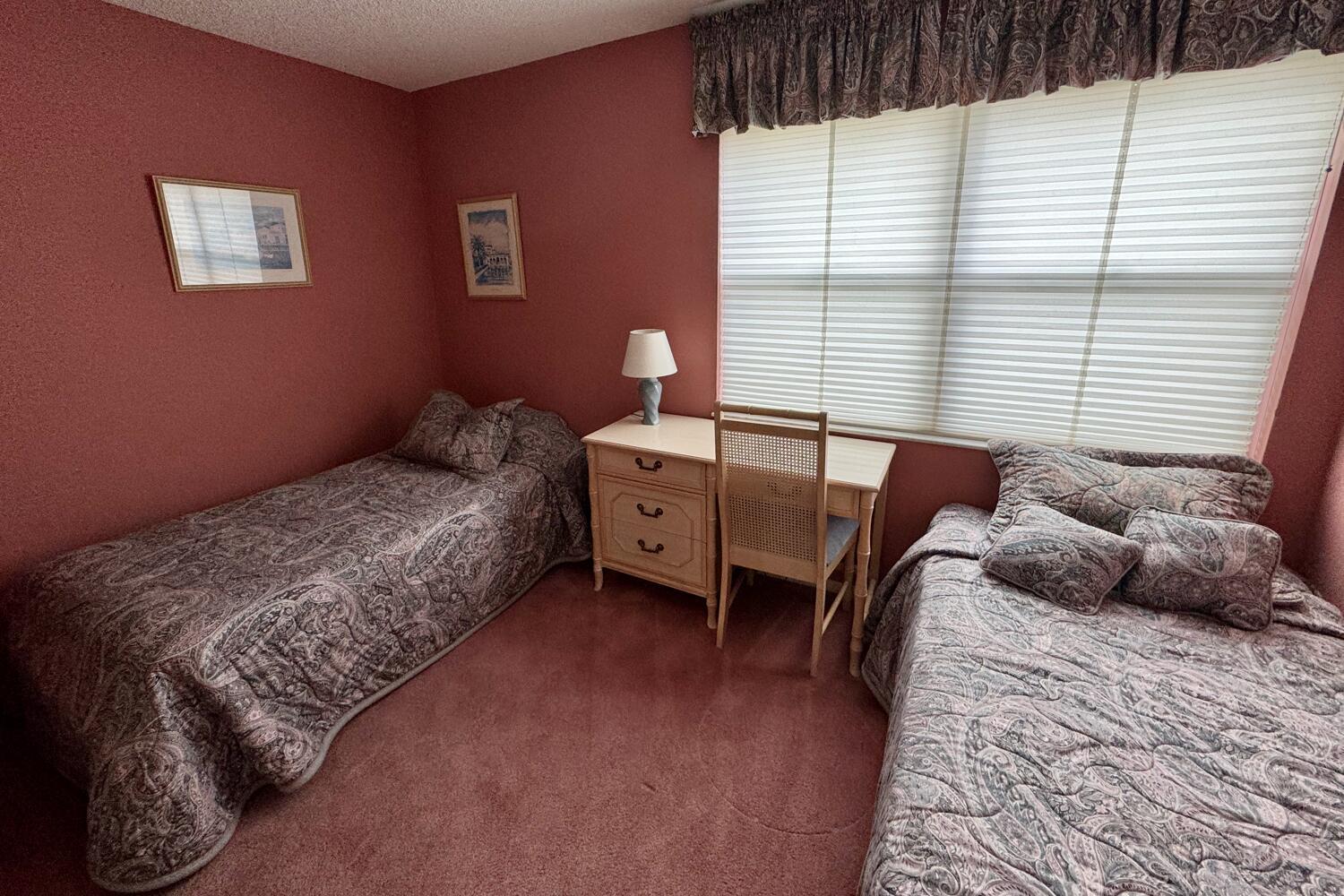 CLUBHOUSE COURT CONDO - Residential Lease