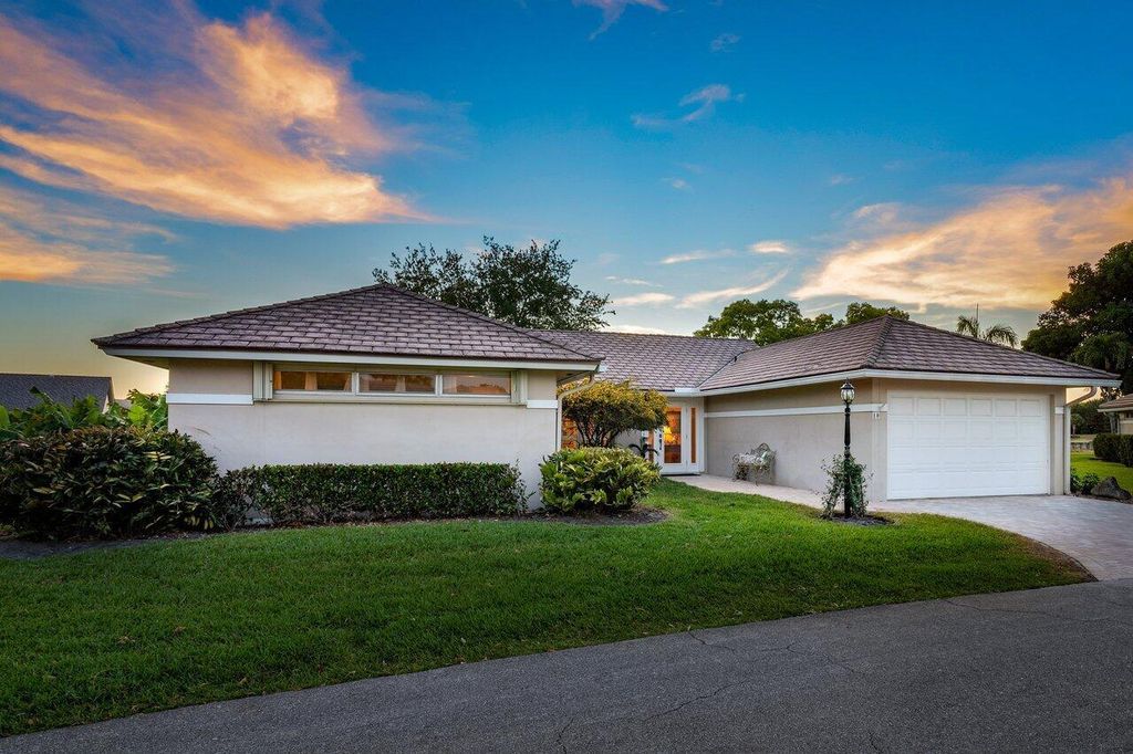 Photo of 11601 N Lake Drive #Villa 10, Boynton Beach, FL 33436 (MLS # R10979525)