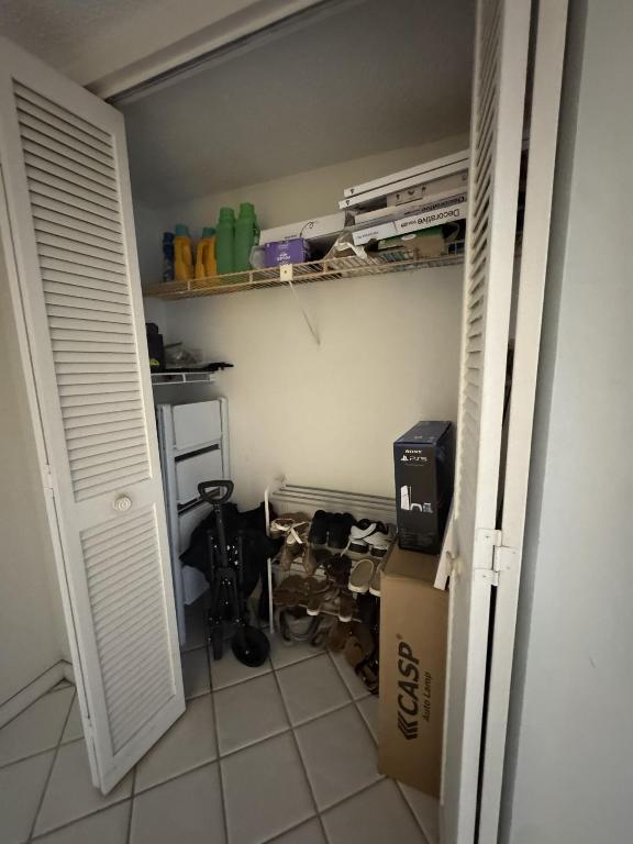 INVERRARY COUNTRY CLUB - Residential