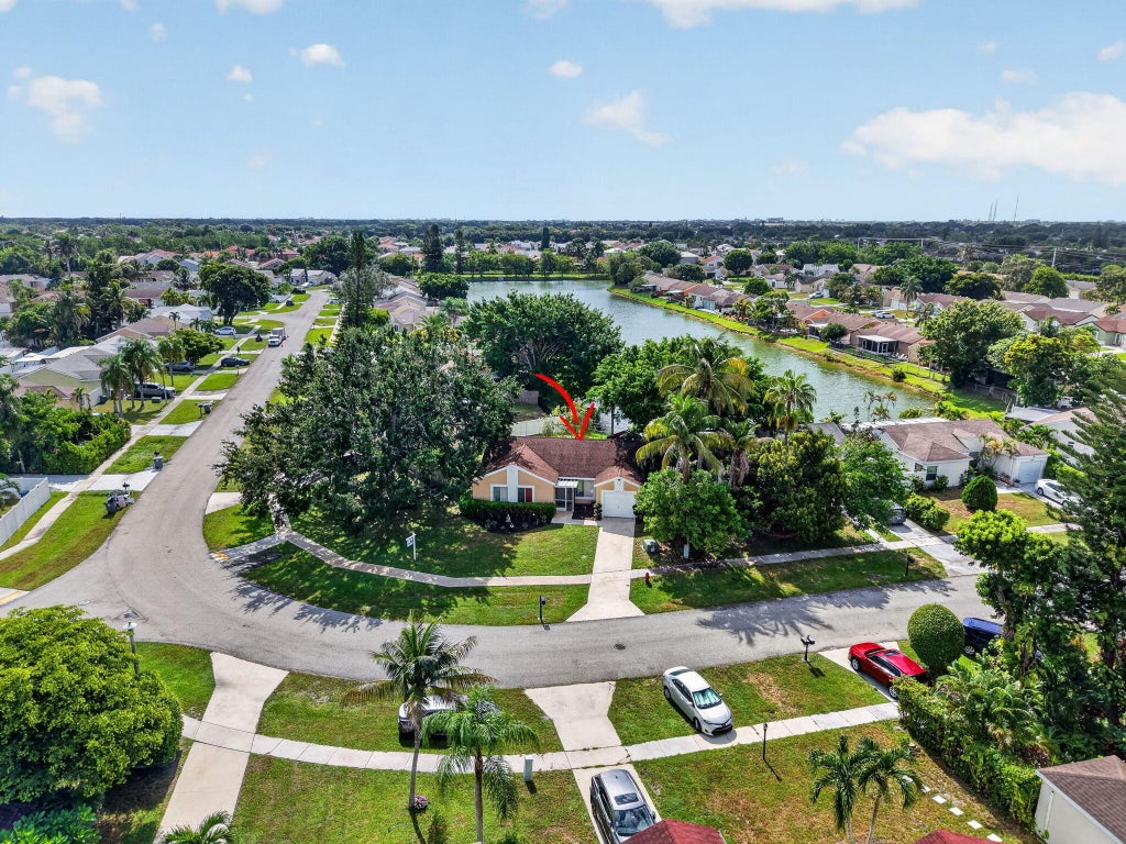 Photo of 18838 Cloud Lake Circle, Boca Raton, FL 33496 (MLS # B26056259)