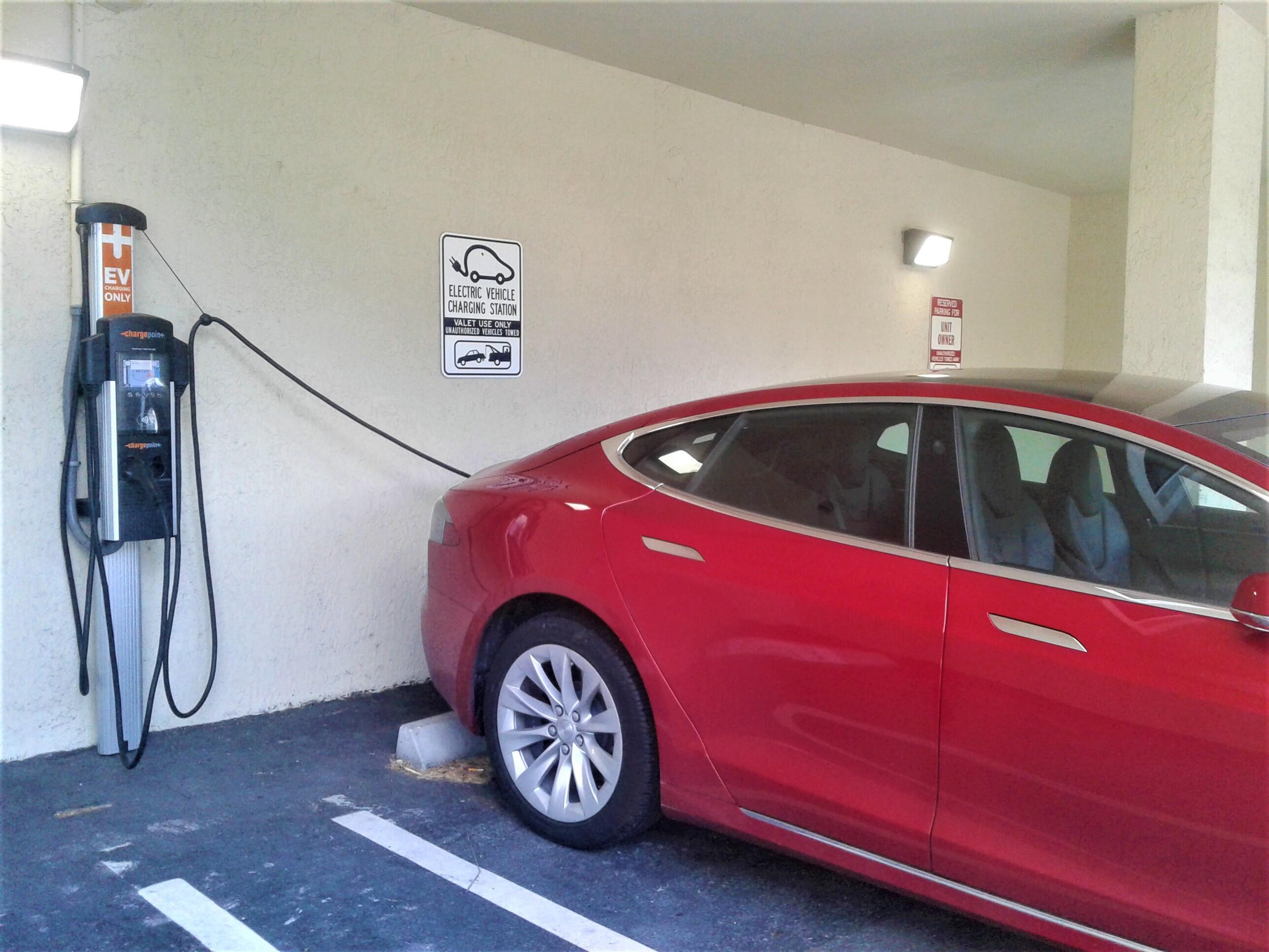 TOSCANA NORTH CONDO - Residential Lease