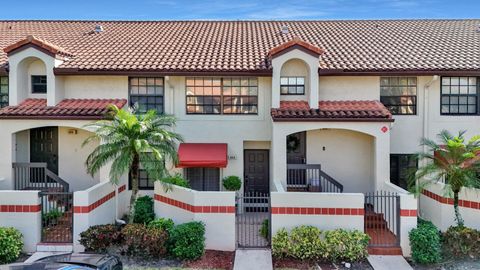 A home in Deerfield Beach