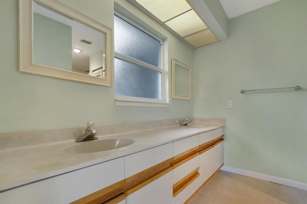 EAGLEWOOD - Residential