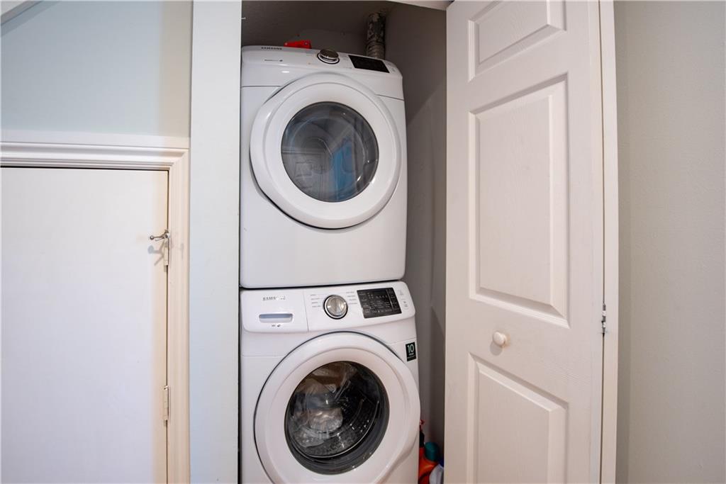 Aldens Sub Lts 1, 2 Blk 6 - Residential Lease