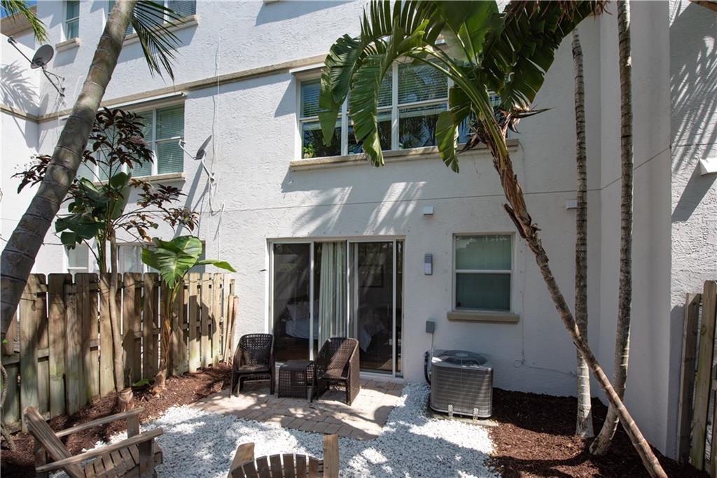 Aldens Sub Lts 1, 2 Blk 6 - Residential Lease