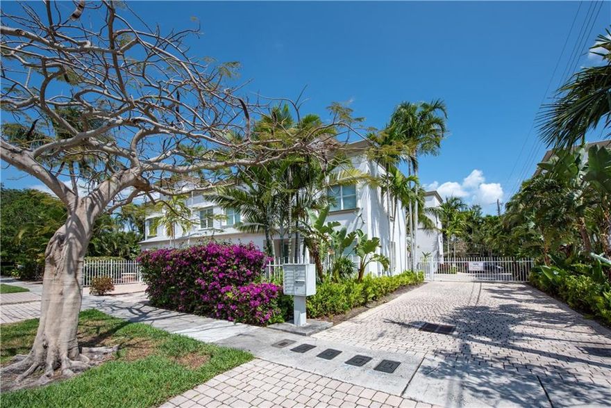 Absolutely stunning turn key rental fully updated and furnished. Gated community townhome with garage, private pool, 3 bedrooms, 3 bathrooms, and landscaped backyard. Walk to downtown or the new river in minutes! This property has full front load washer and dryer, modern and updated appliances, furniture and bamboo floors. Annual rental, pet friendly available July 1. Please call agent for private showings.