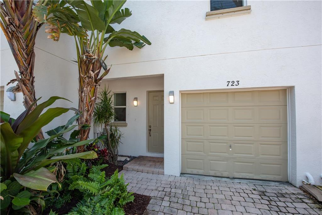 Aldens Sub Lts 1, 2 Blk 6 - Residential Lease