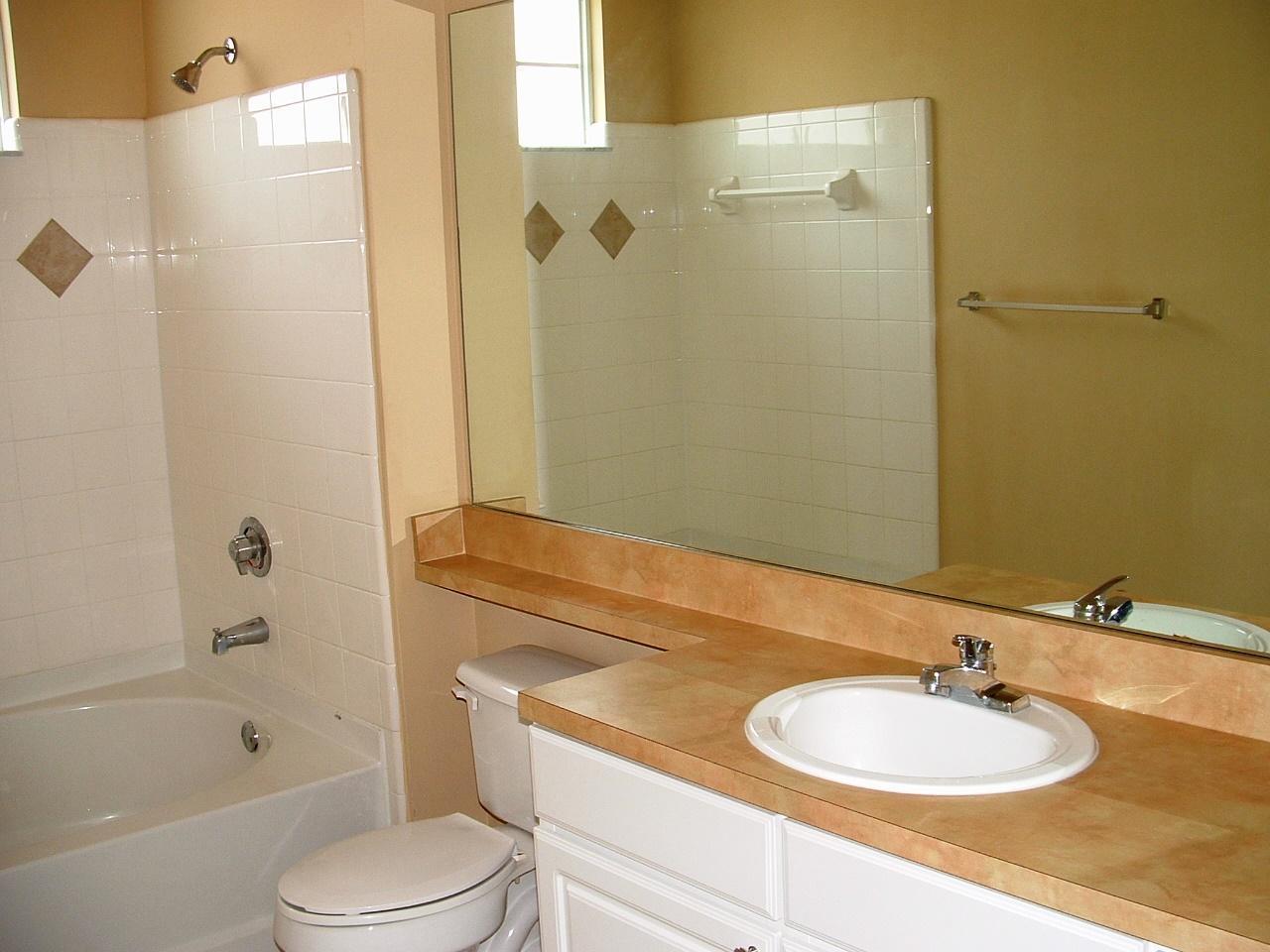 MEZZANO CONDO - Residential Lease