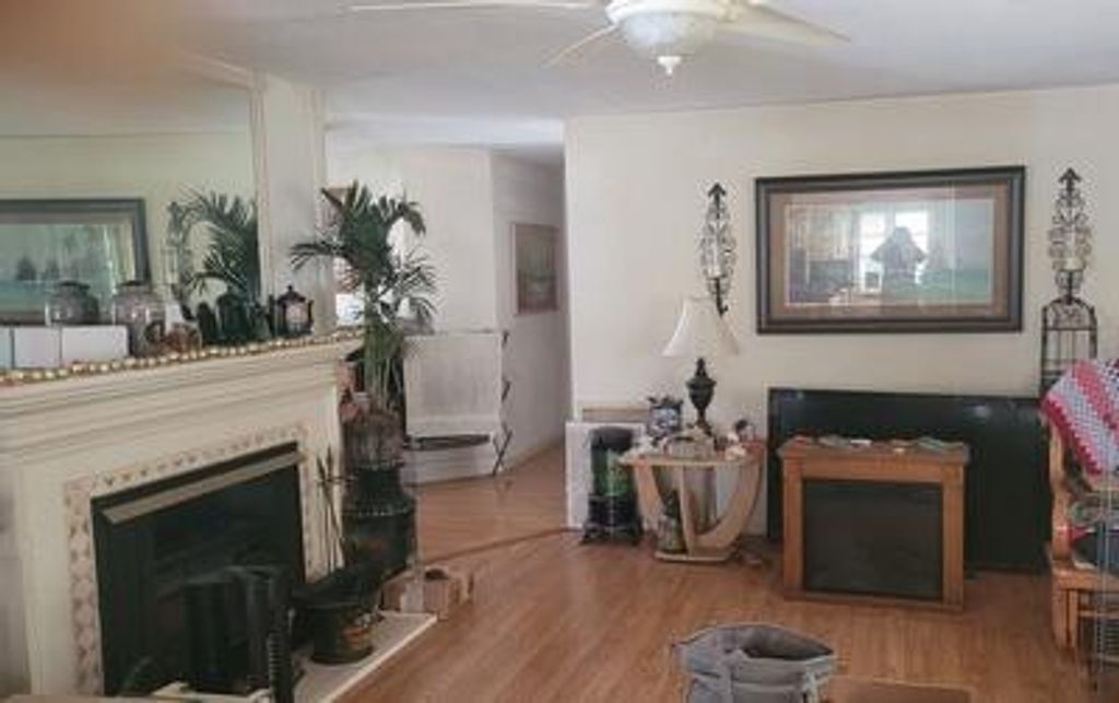 Photo of 33 Camino Del Rio, Port Saint Lucie, FL 34952 (MLS # R10964079)