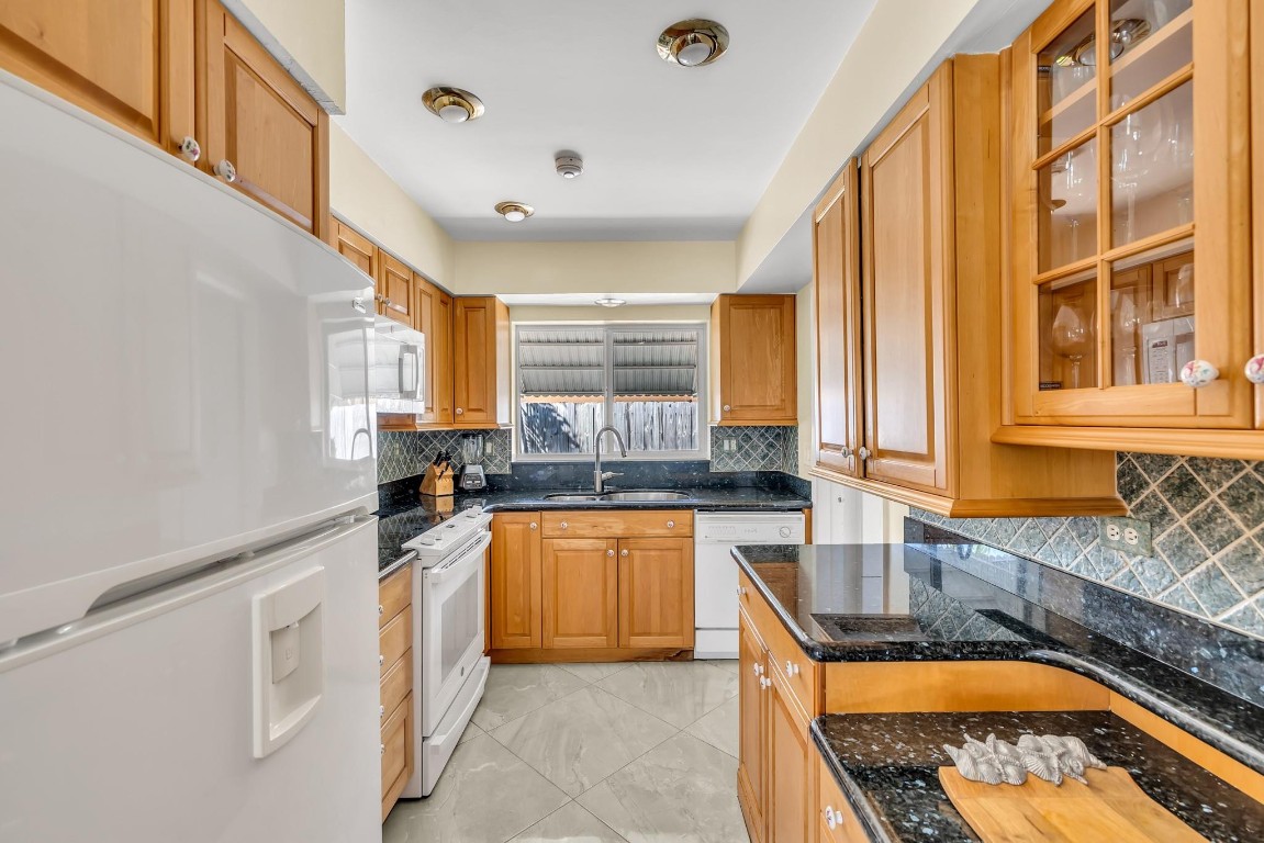 Lighthouse Point 5th Sec - Residential