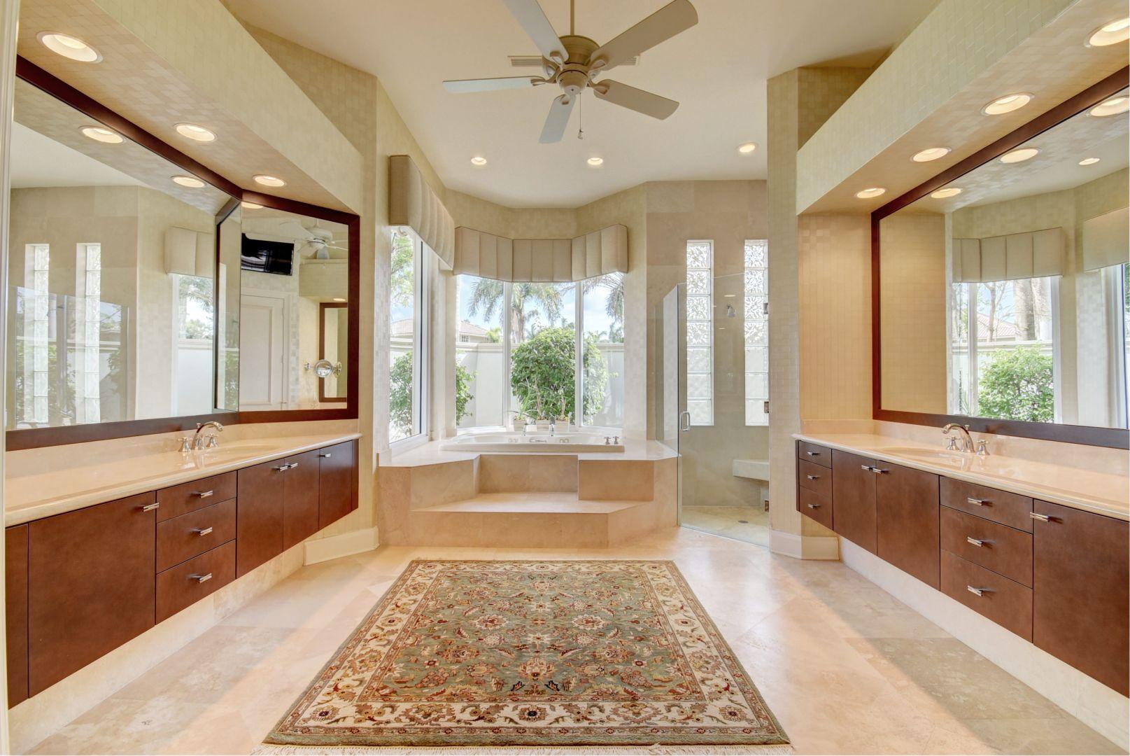 WOODFIELD CC DEVON PLACE - Residential