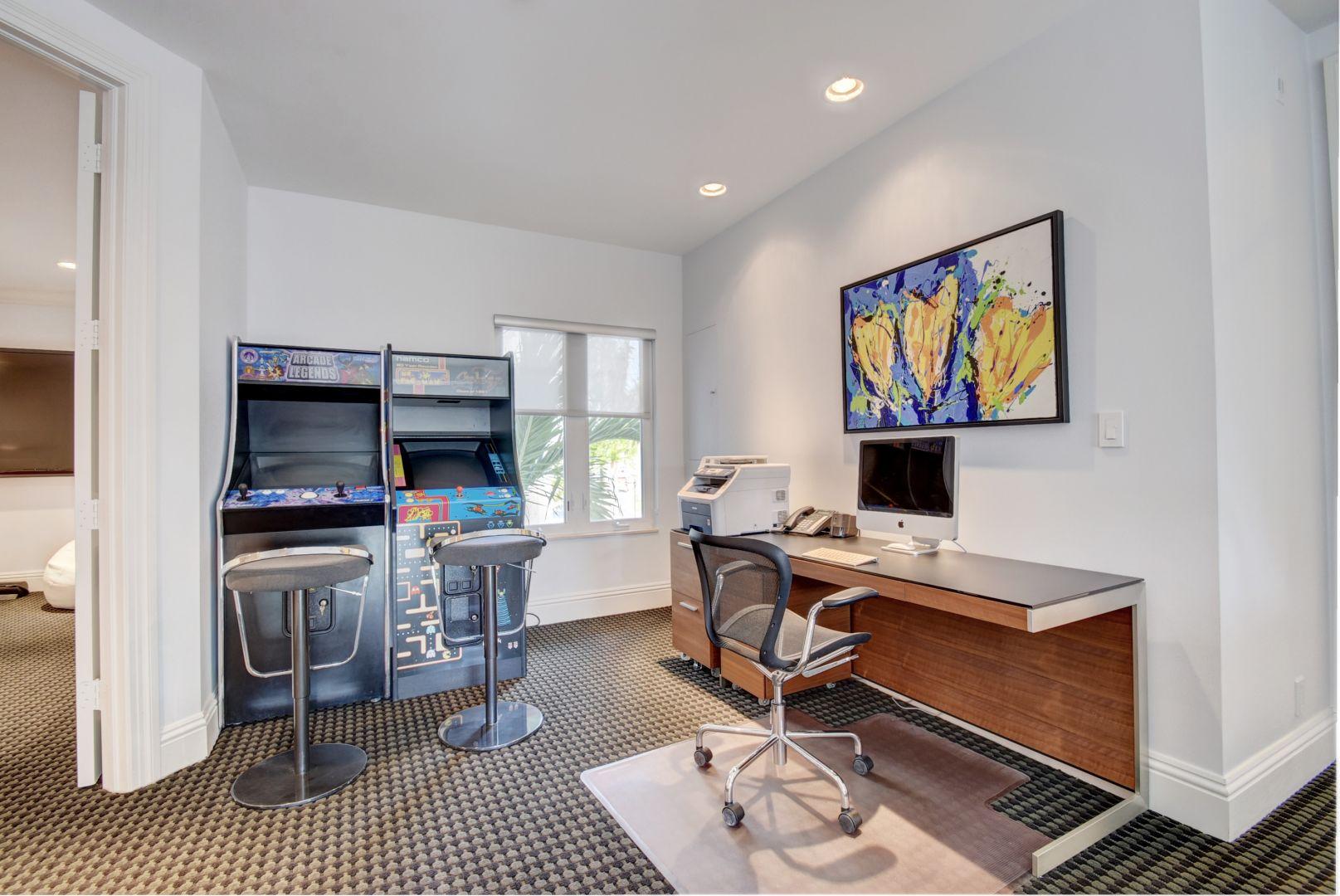 WOODFIELD CC DEVON PLACE - Residential