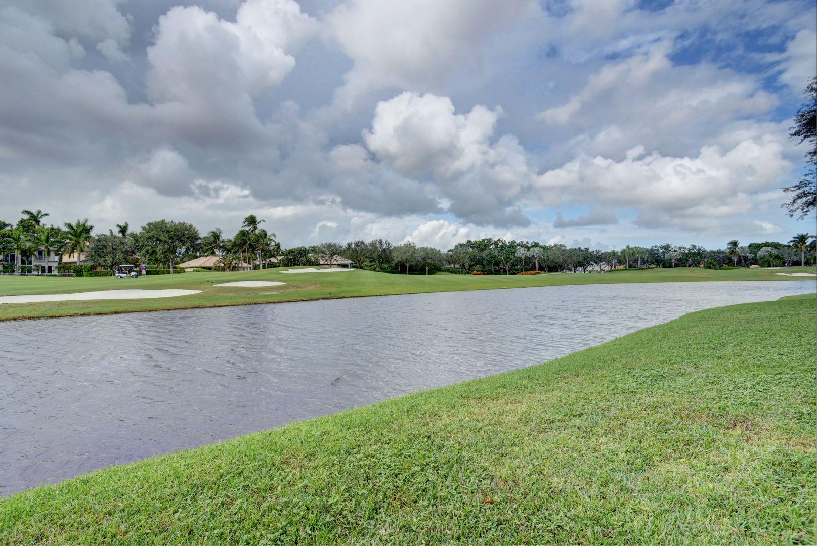 WOODFIELD CC DEVON PLACE - Residential