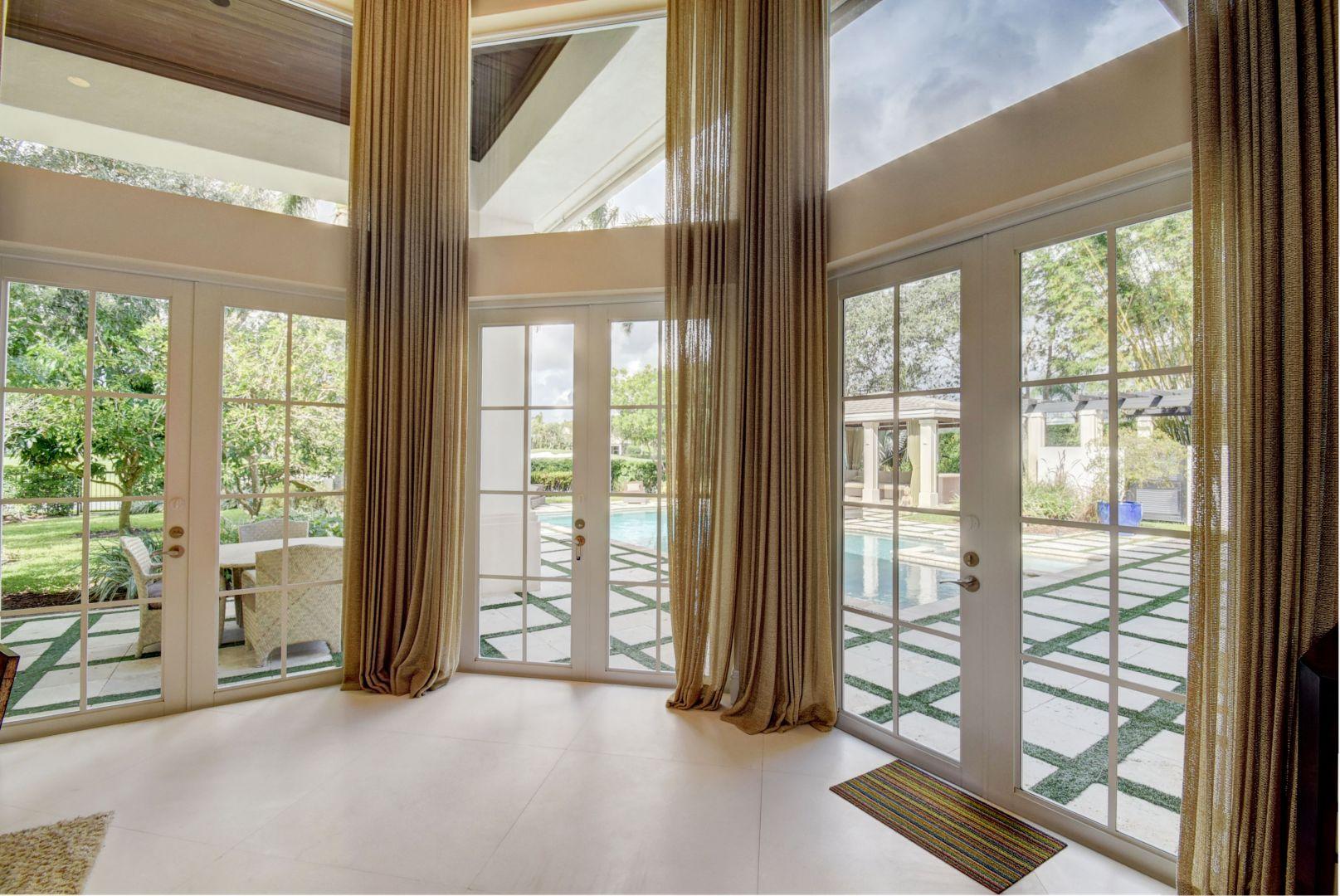 WOODFIELD CC DEVON PLACE - Residential