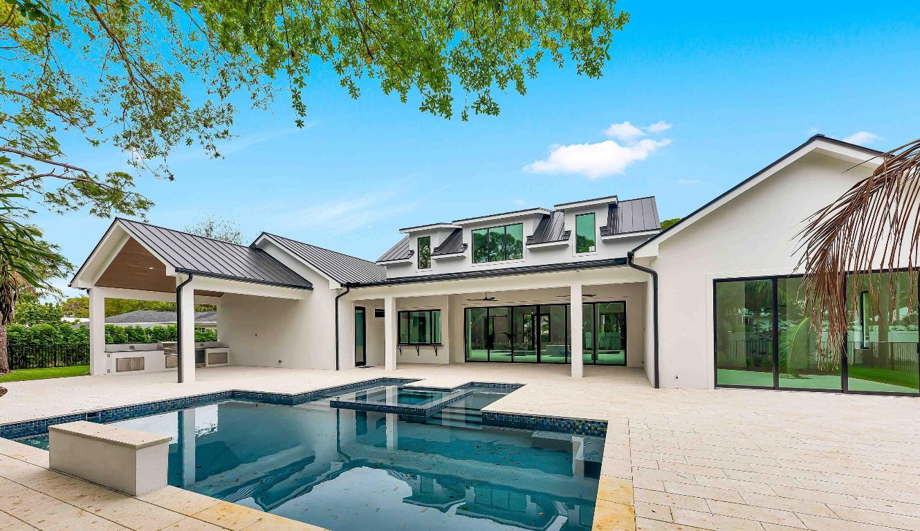 Palm Beach Country Estates - Residential