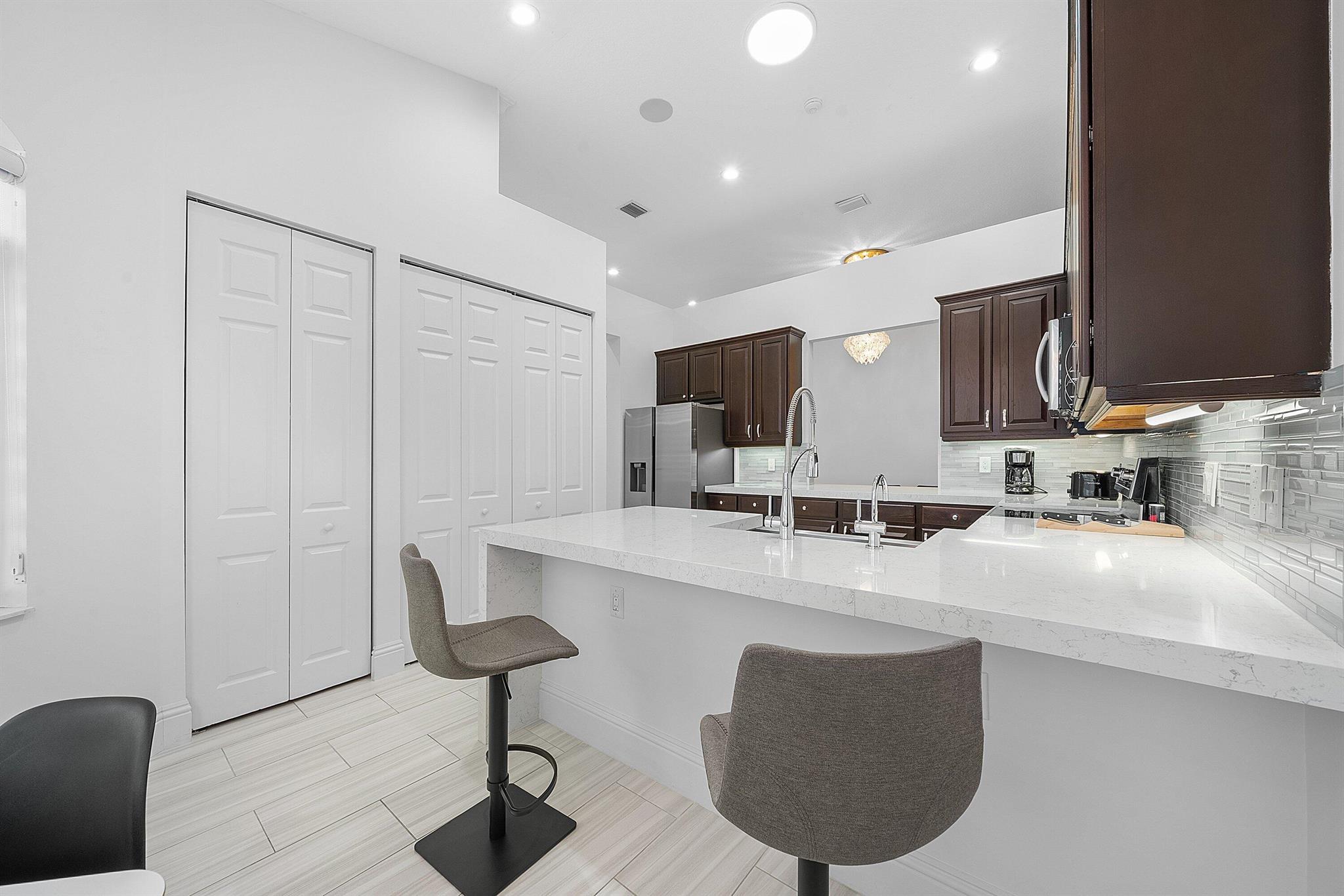 BALLENISLES - Residential Lease