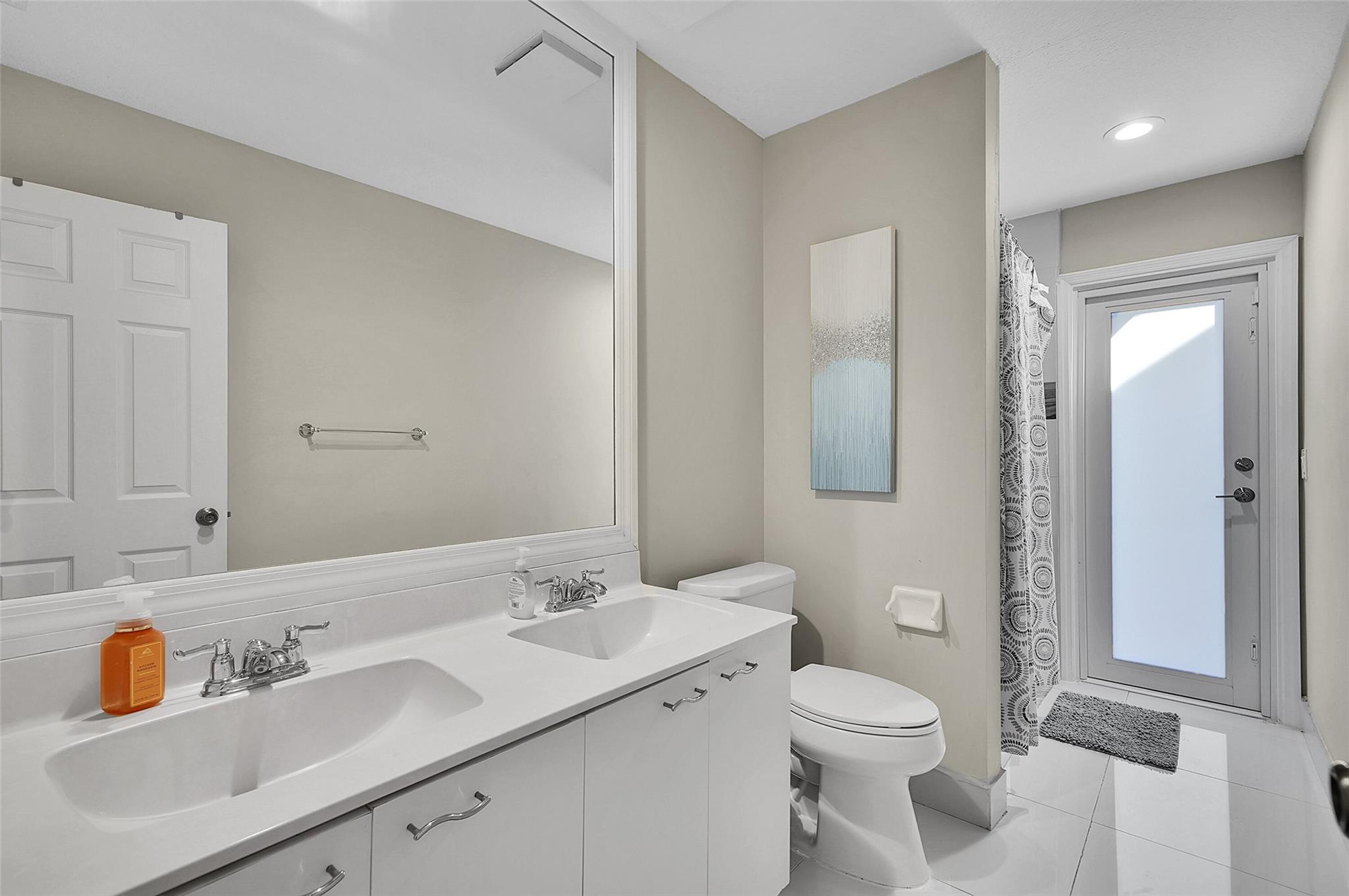 KENSINGTON GARDENS - Residential