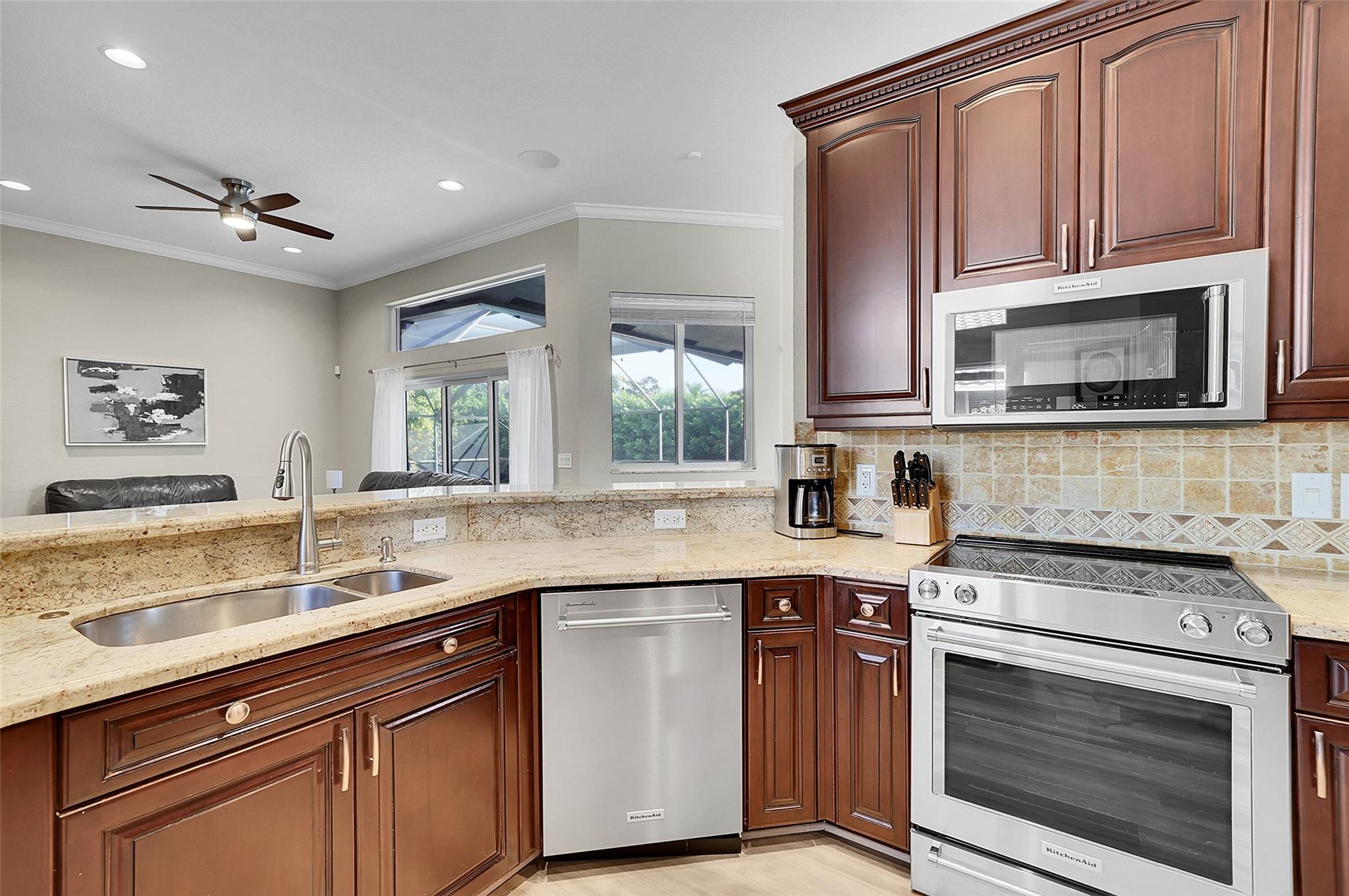 KENSINGTON GARDENS - Residential