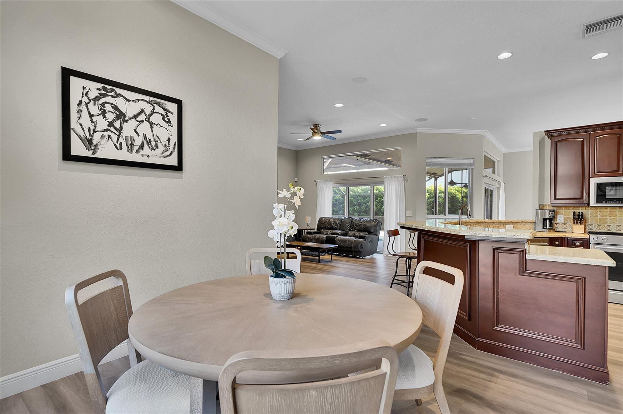 KENSINGTON GARDENS - Residential