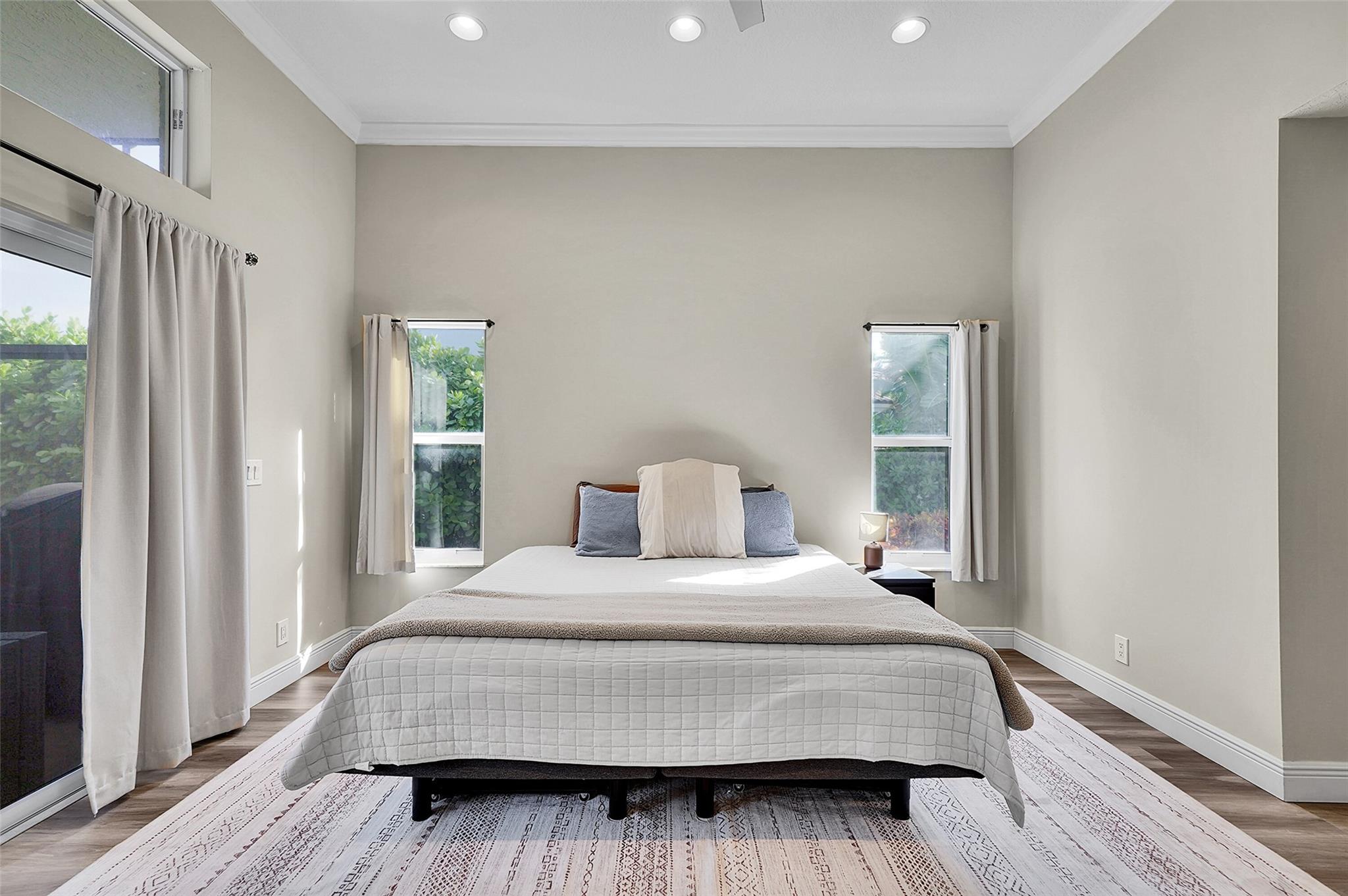 KENSINGTON GARDENS - Residential