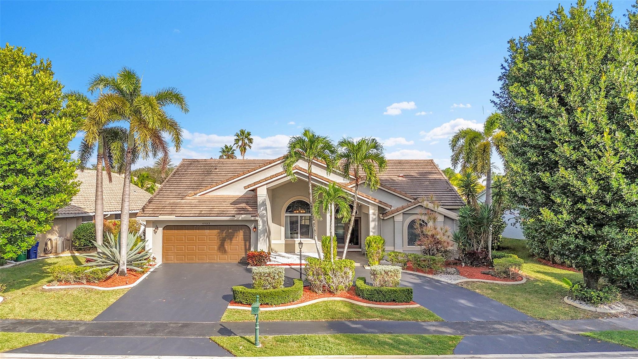 KENSINGTON GARDENS - Residential