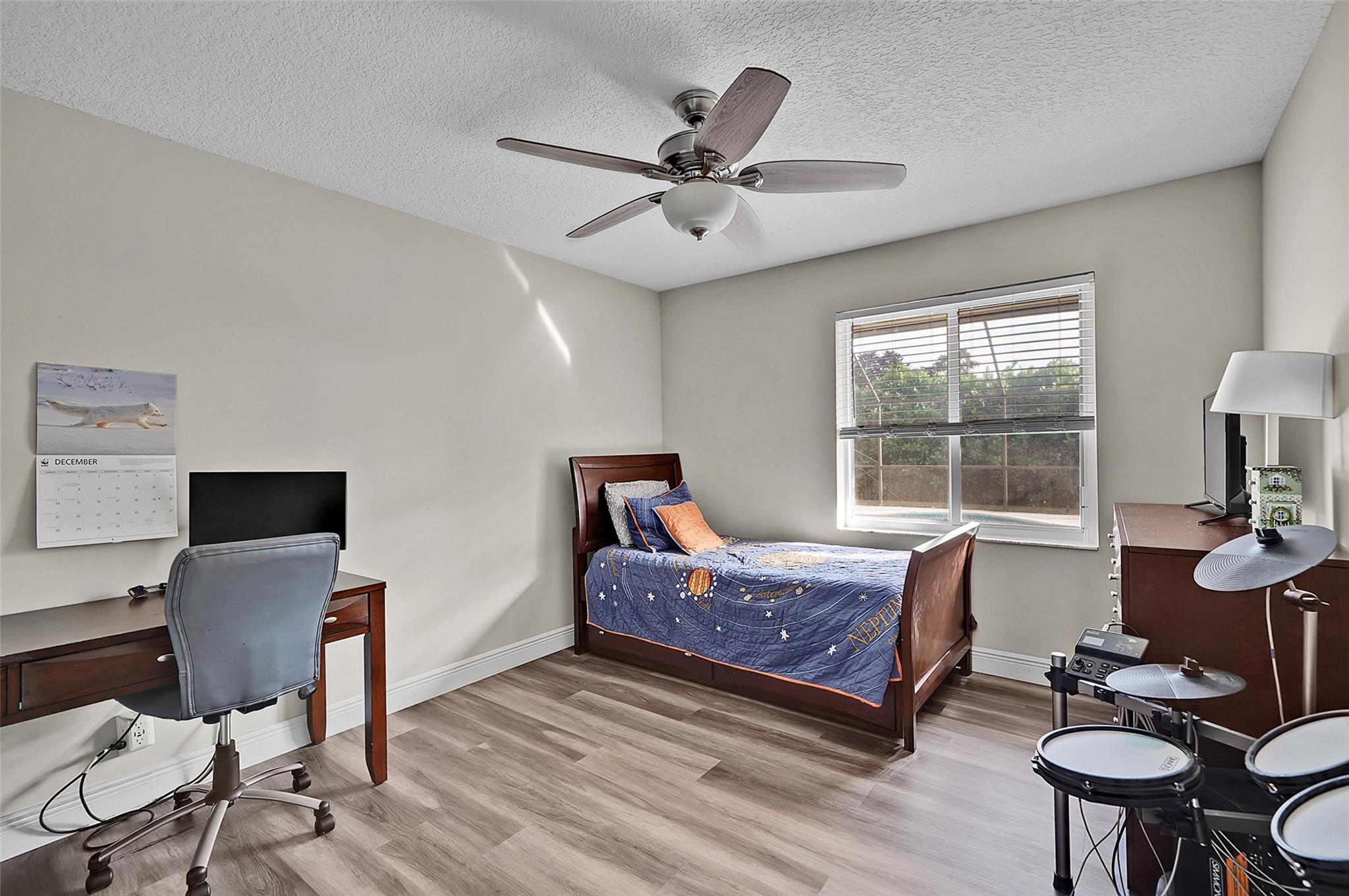 KENSINGTON GARDENS - Residential