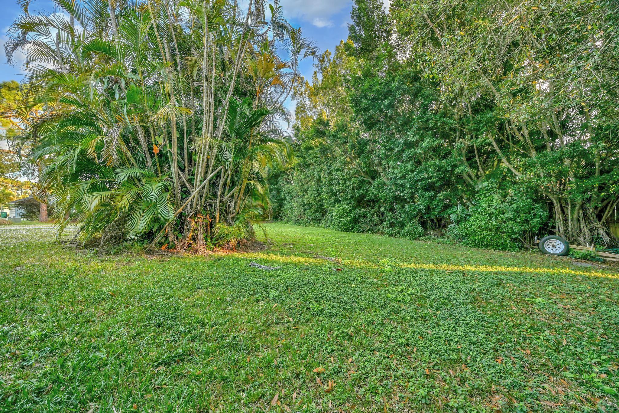 TIMBERLAKE ESTATES - Residential