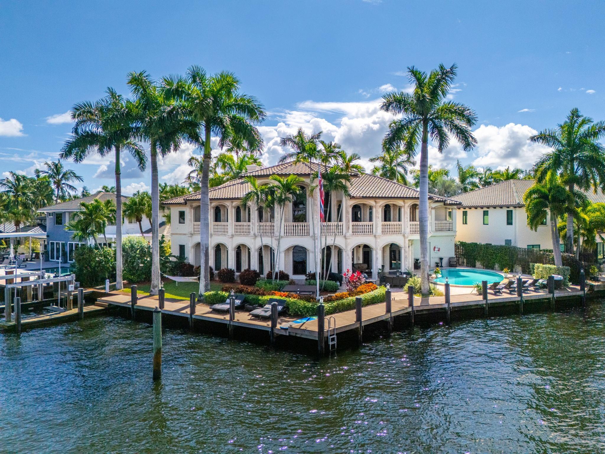 DOLPHIN ISLES - Residential