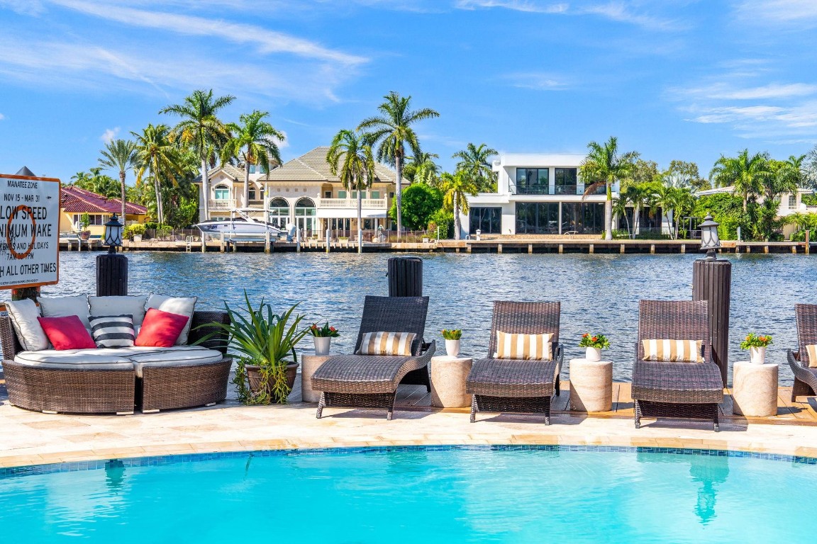 DOLPHIN ISLES - Residential