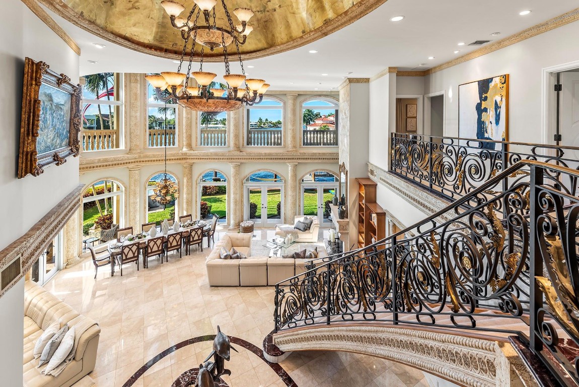 DOLPHIN ISLES - Residential