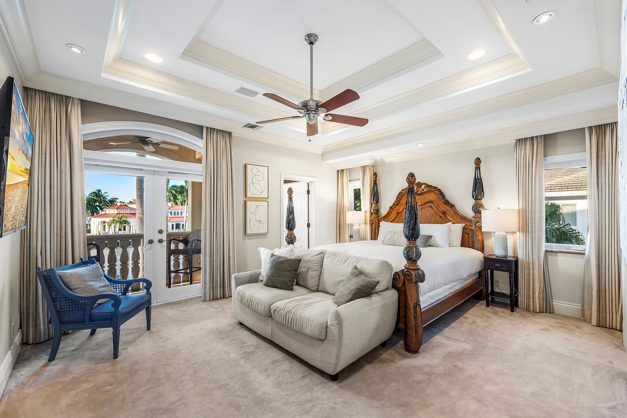 DOLPHIN ISLES - Residential