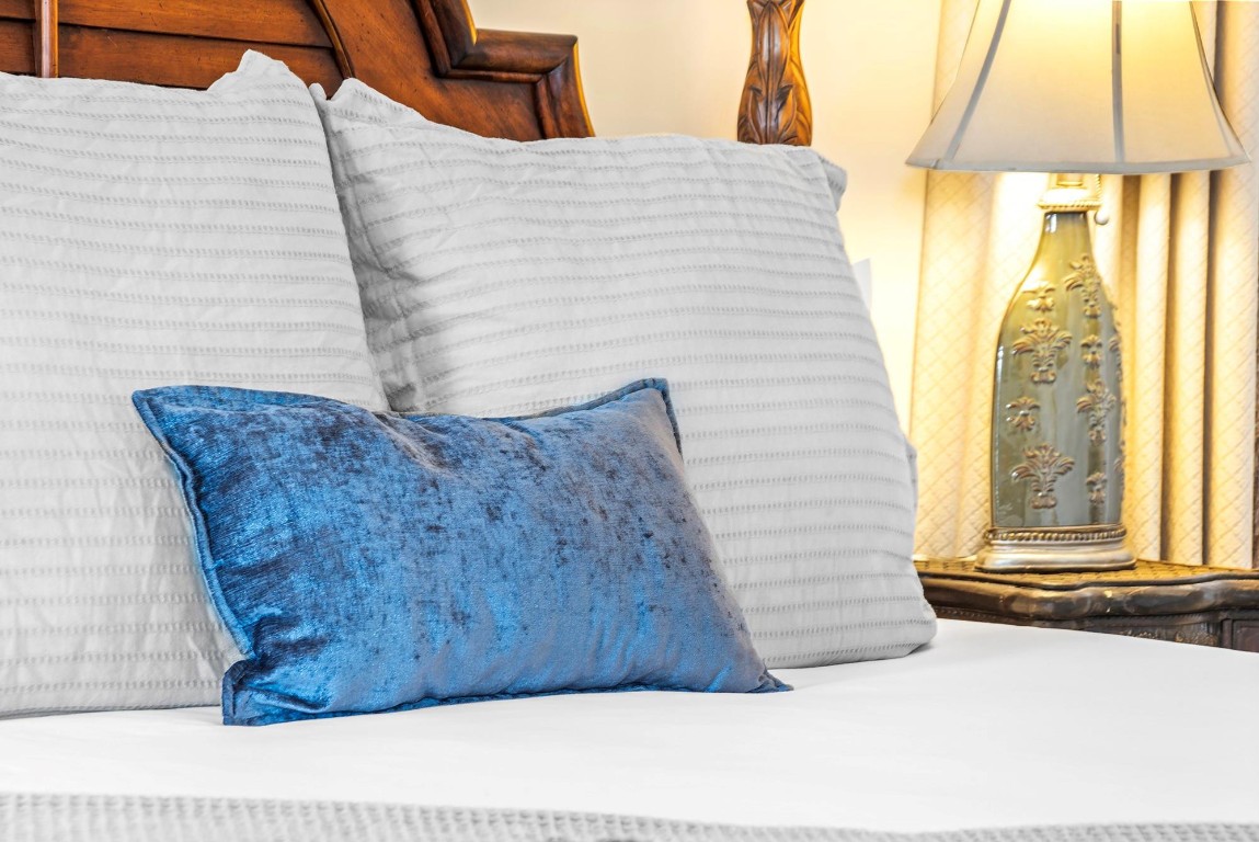 DOLPHIN ISLES - Residential