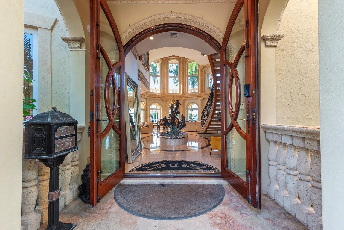 DOLPHIN ISLES - Residential