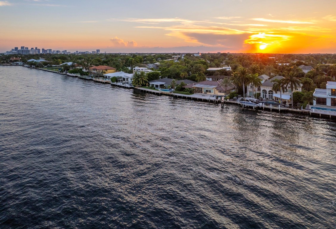 DOLPHIN ISLES - Residential