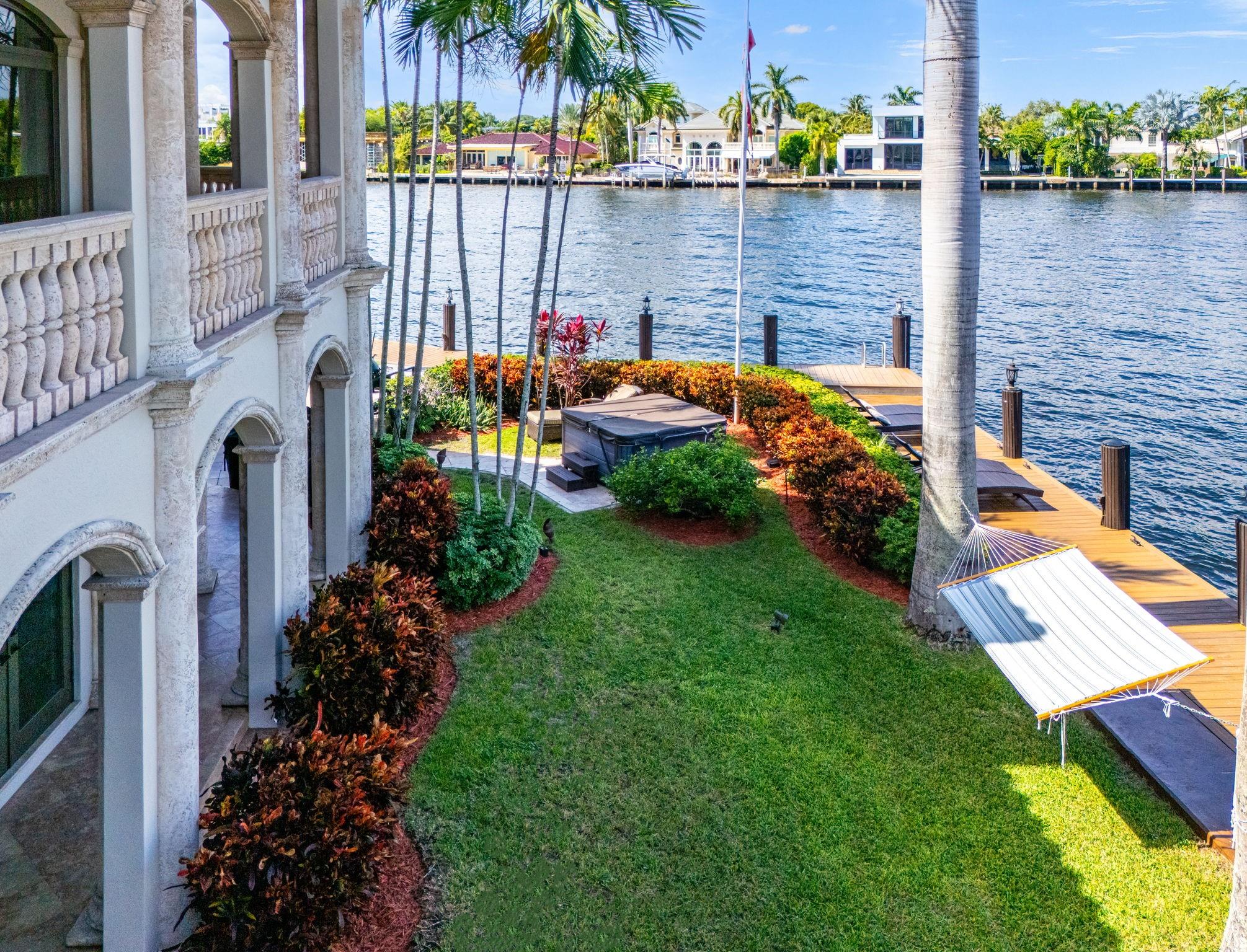 DOLPHIN ISLES - Residential