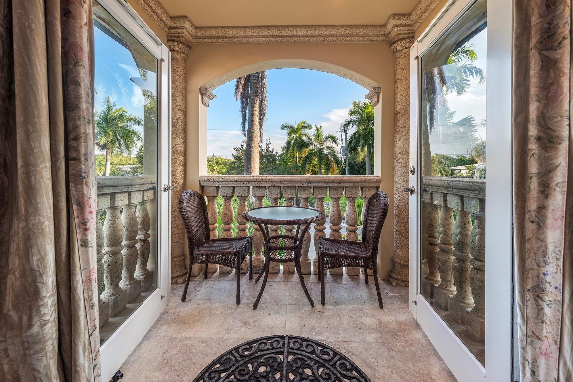 DOLPHIN ISLES - Residential