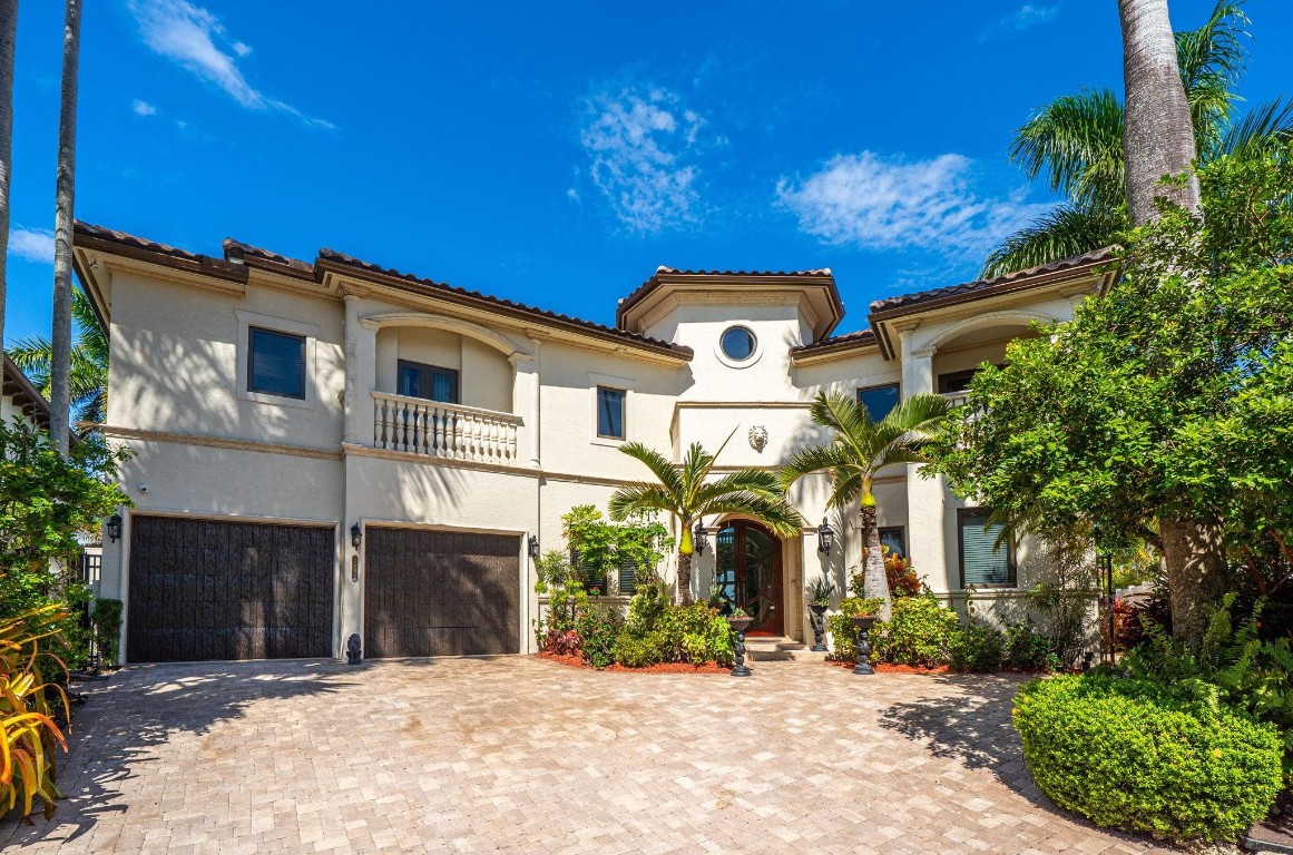 DOLPHIN ISLES - Residential