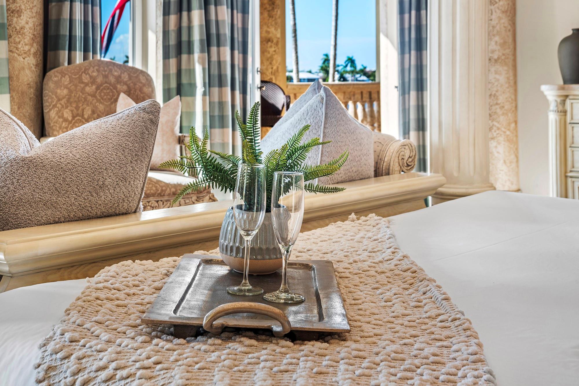 DOLPHIN ISLES - Residential