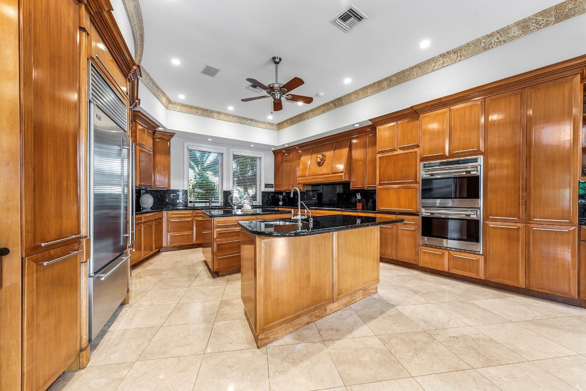 DOLPHIN ISLES - Residential