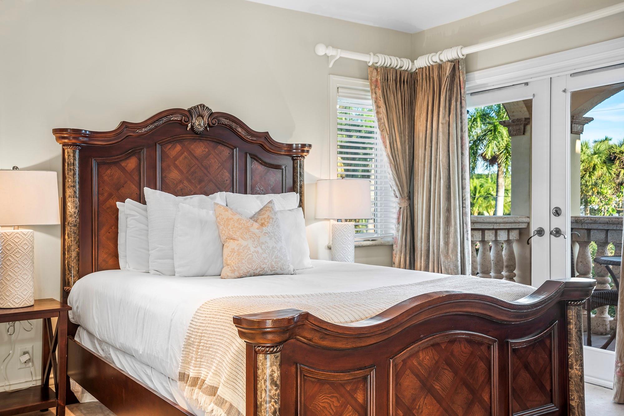 DOLPHIN ISLES - Residential