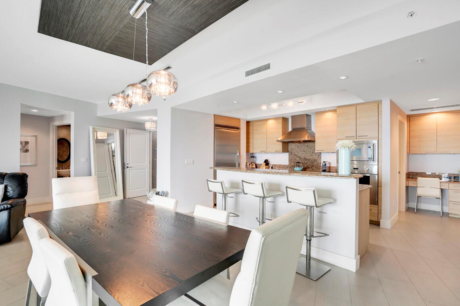 PLAZA AT OCEANSIDE (THE) - Residential