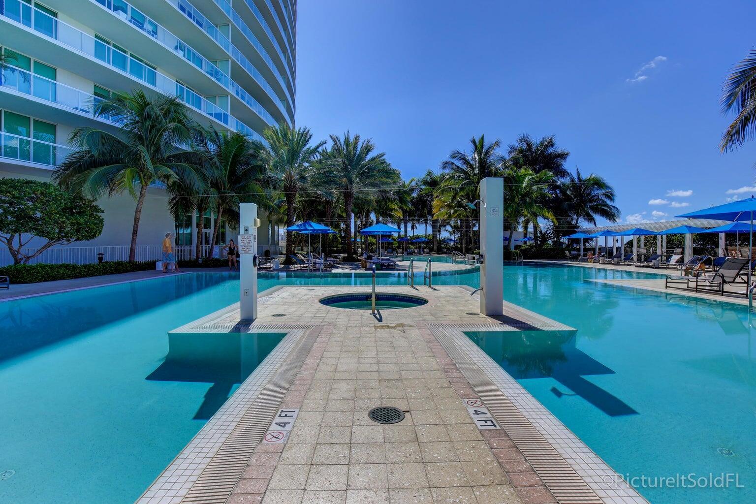 PLAZA AT OCEANSIDE (THE) - Residential