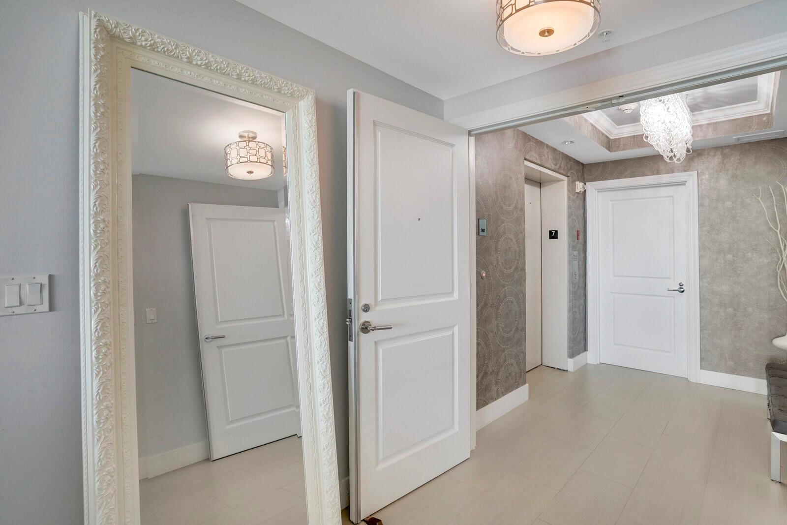 1 N Ocean Boulevard 702
