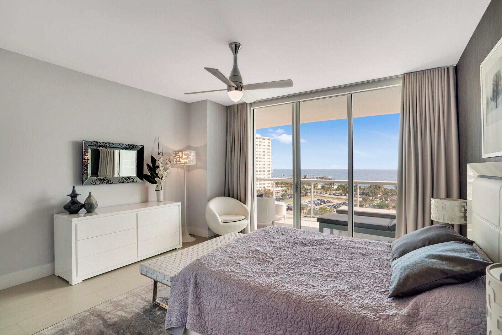 PLAZA AT OCEANSIDE (THE) - Residential